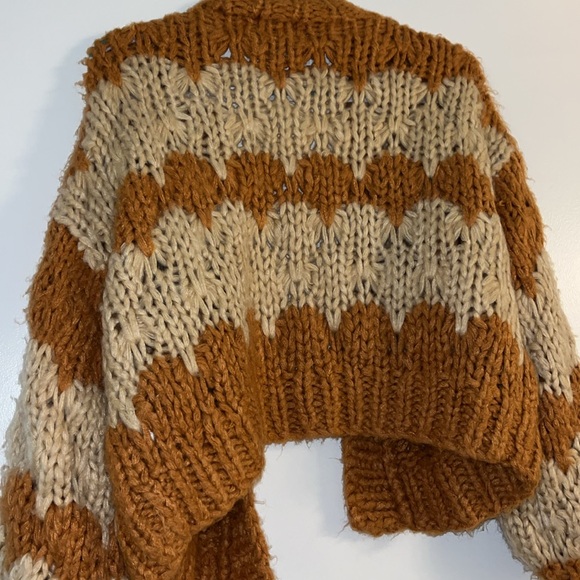 Beginning Boutique Wool Chunky Cardigan - Picture 7 of 9